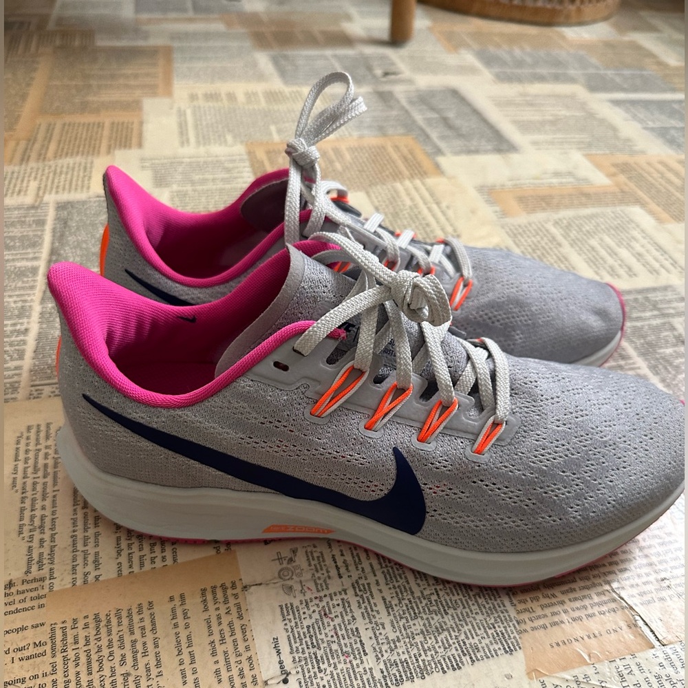 Nike Zoom Pegasus 36 Gray and Pink Sneakers with Blue Swoosh